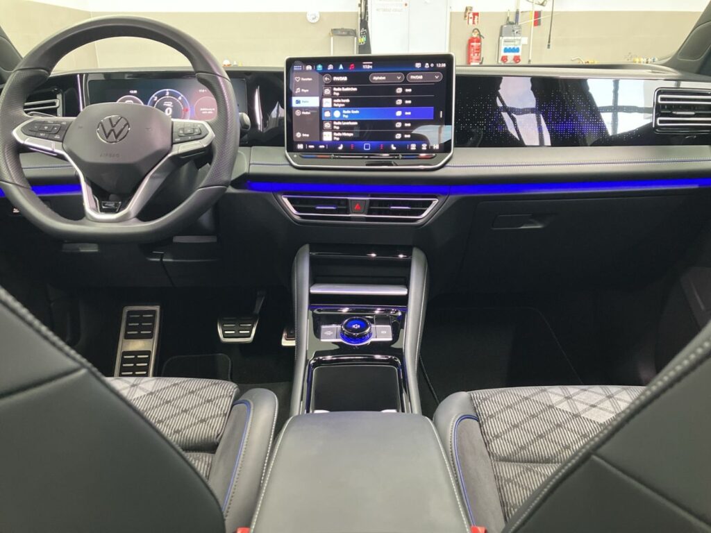 Tiguan R-Line Black-Style 2,0 TDI 4MOTION DSG Ka