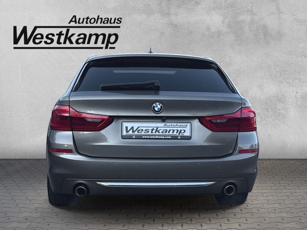 530 d Touring xDrive Luxury neuer Motor Panodach