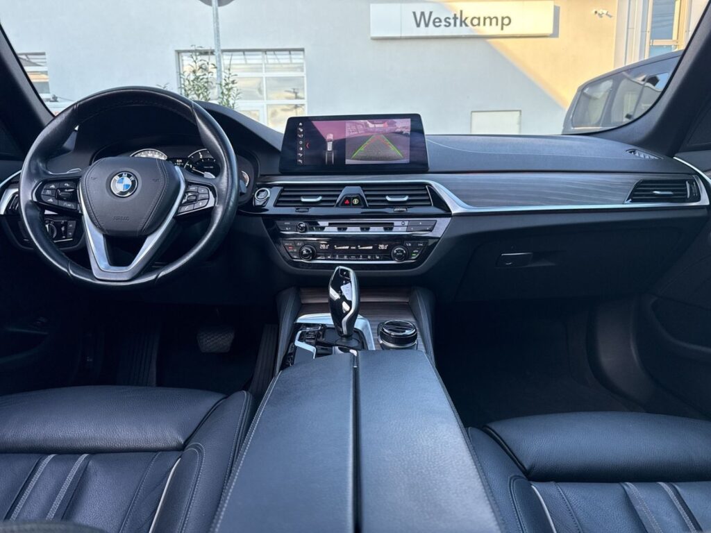 530 d Touring xDrive Luxury neuer Motor Panodach