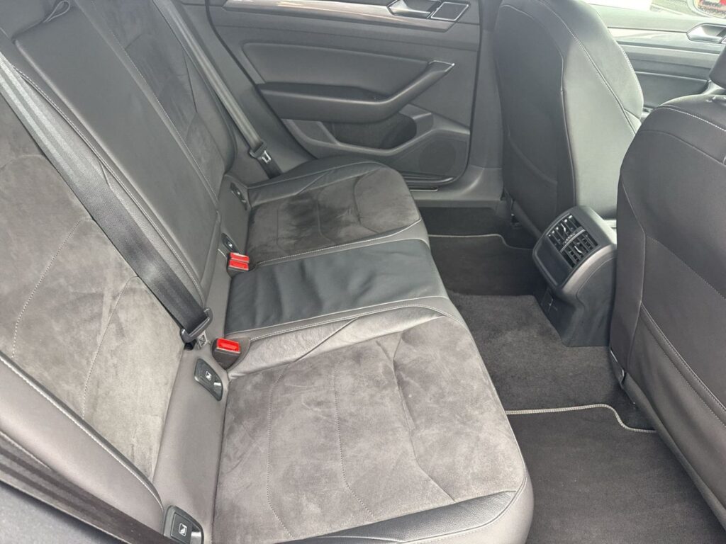 Arteon R-Line 2.0 TSI DSG Led Navi