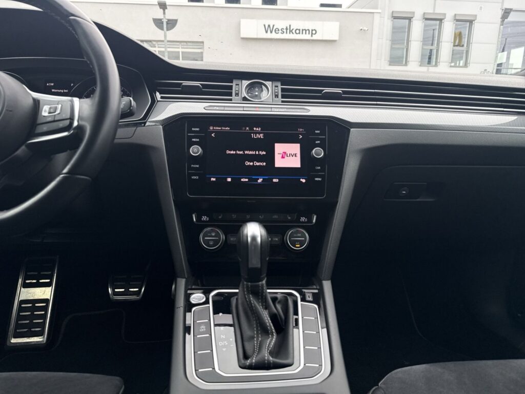 Arteon R-Line 2.0 TSI DSG Led Navi