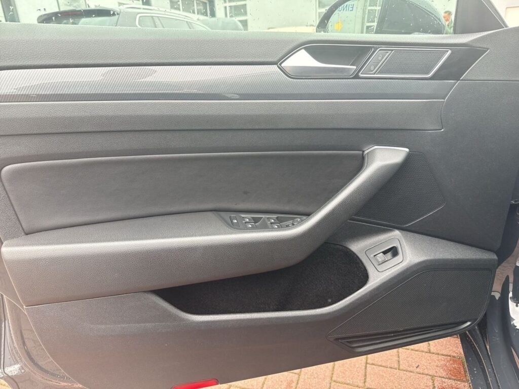 Arteon R-Line 2.0 TSI DSG Led Navi