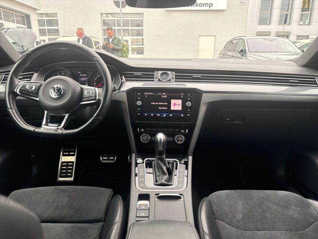 Arteon R-Line 2.0 TSI DSG Led Navi