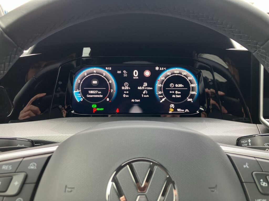 Golf Edition 50 1,5 eTSI DSG IQ-Light Head-Up