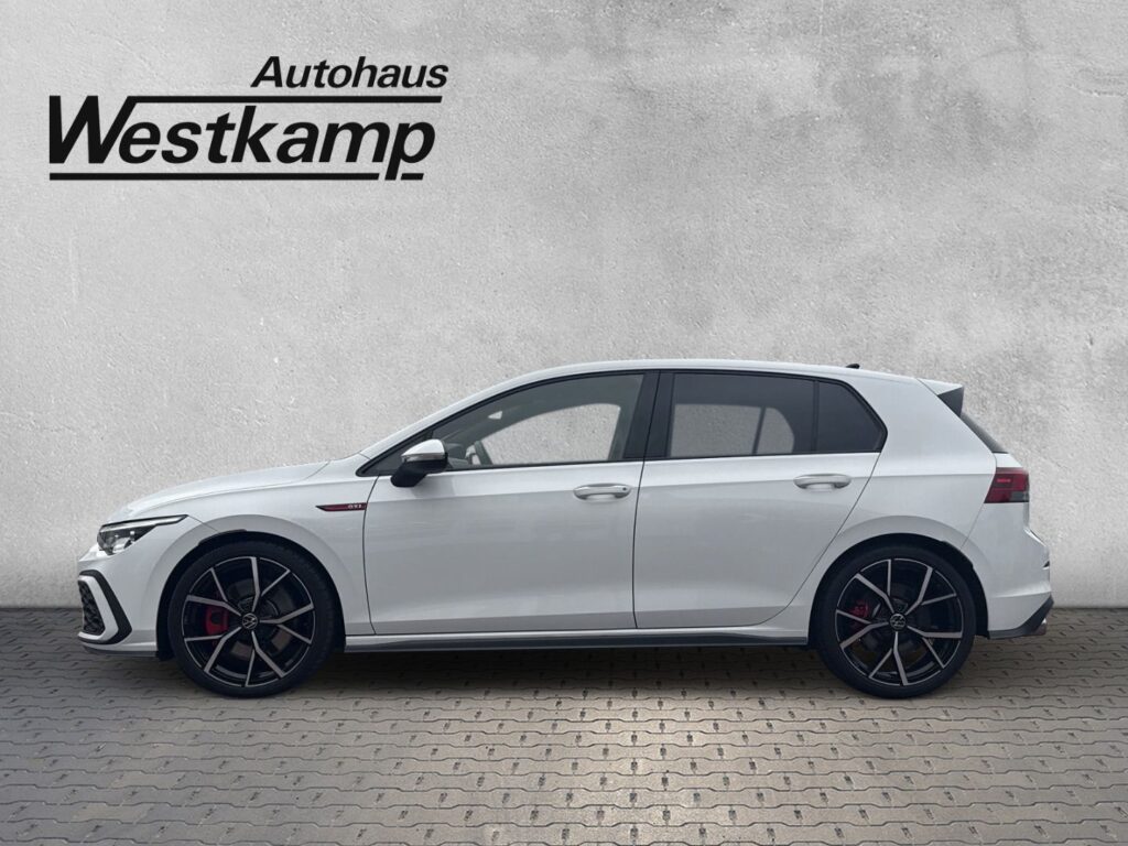 Golf VIII GTI 2,0 TSI DSG 19'' Estoril Kamera Le