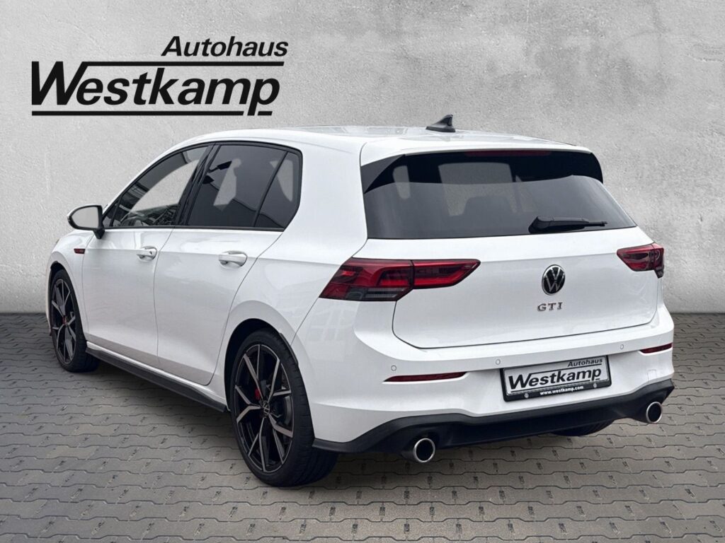 Golf VIII GTI 2,0 TSI DSG 19'' Estoril Kamera Le