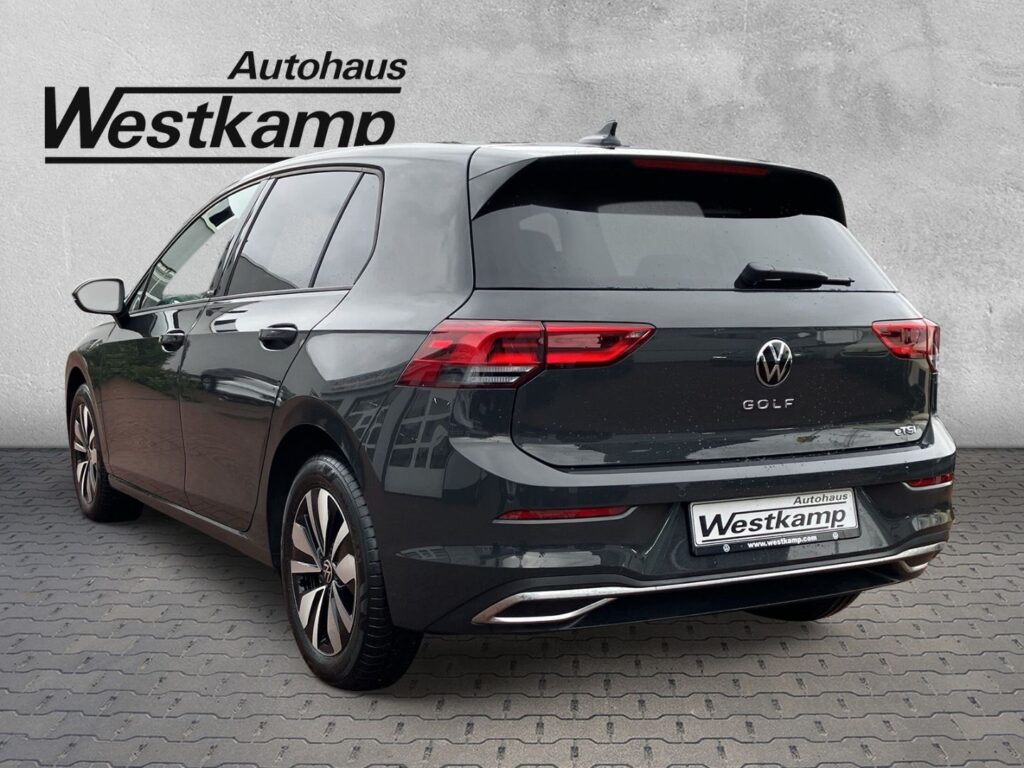 Golf VIII Move 1,0 eTSI DSG Led Klimaaut. Einpar