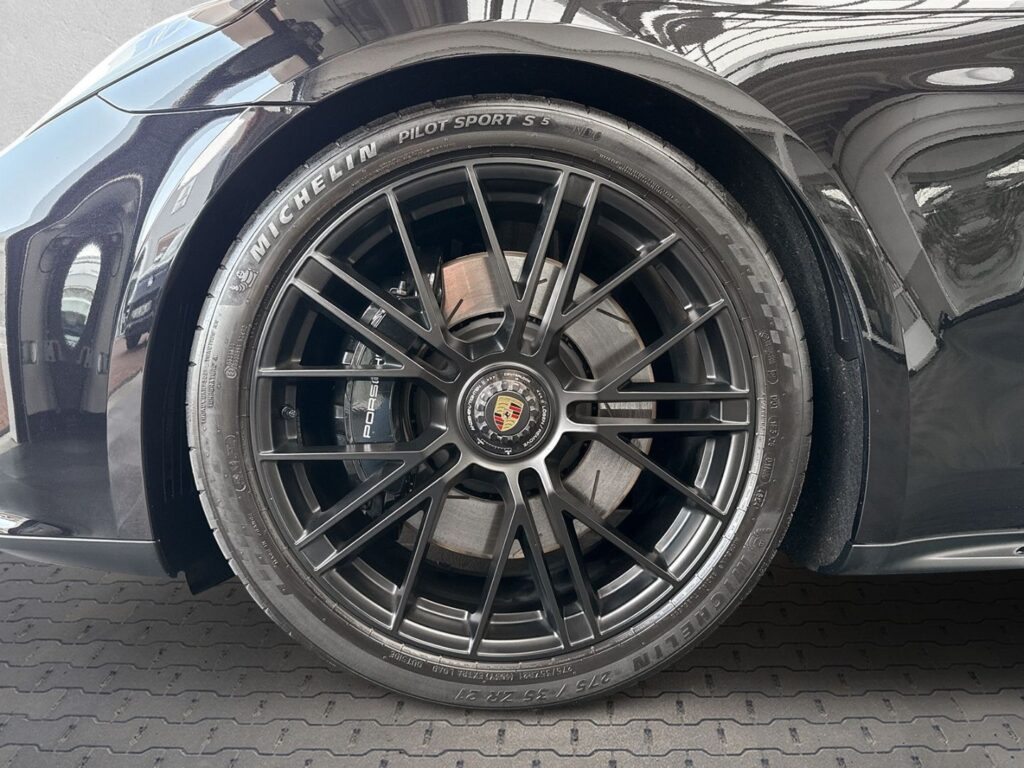 Panamera GTS Sport-Chrono Panodach Sportabgas