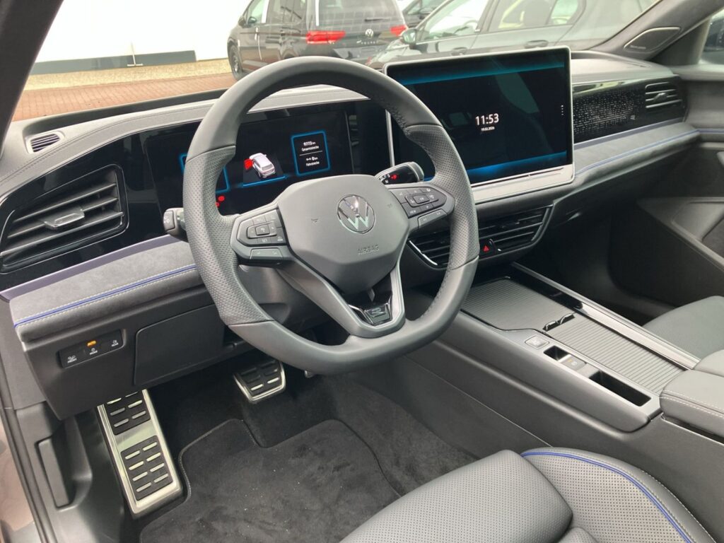 Passat Variant R-Line Signature 1,5 eHybrid DSG