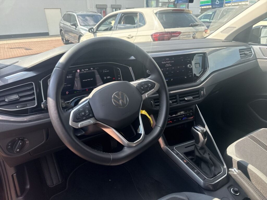 Polo Style 1,0 TSI DSG Navi IQ-Light Abstandstem