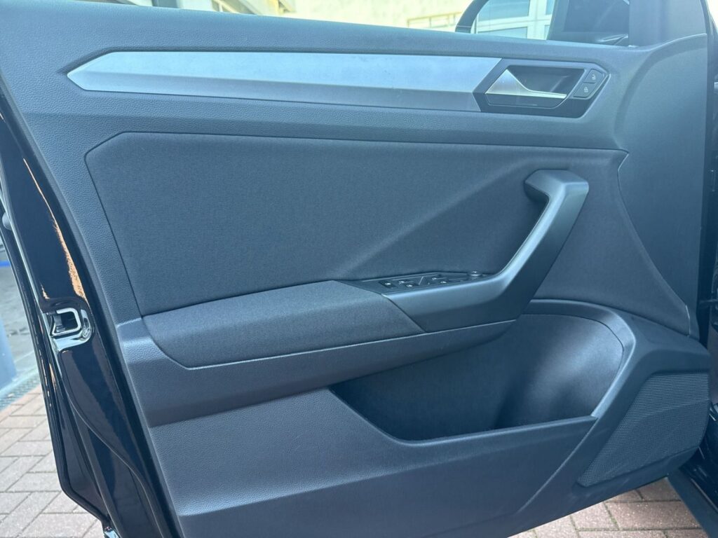 T-Roc Life 1.5 TSI DSG Ganzj.Reifen Led Kamera N