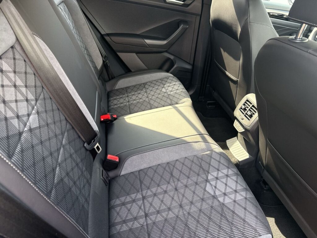 T-Roc R-Line 1.5 TSI DSG Led-Plus Ganzj.Reifen K