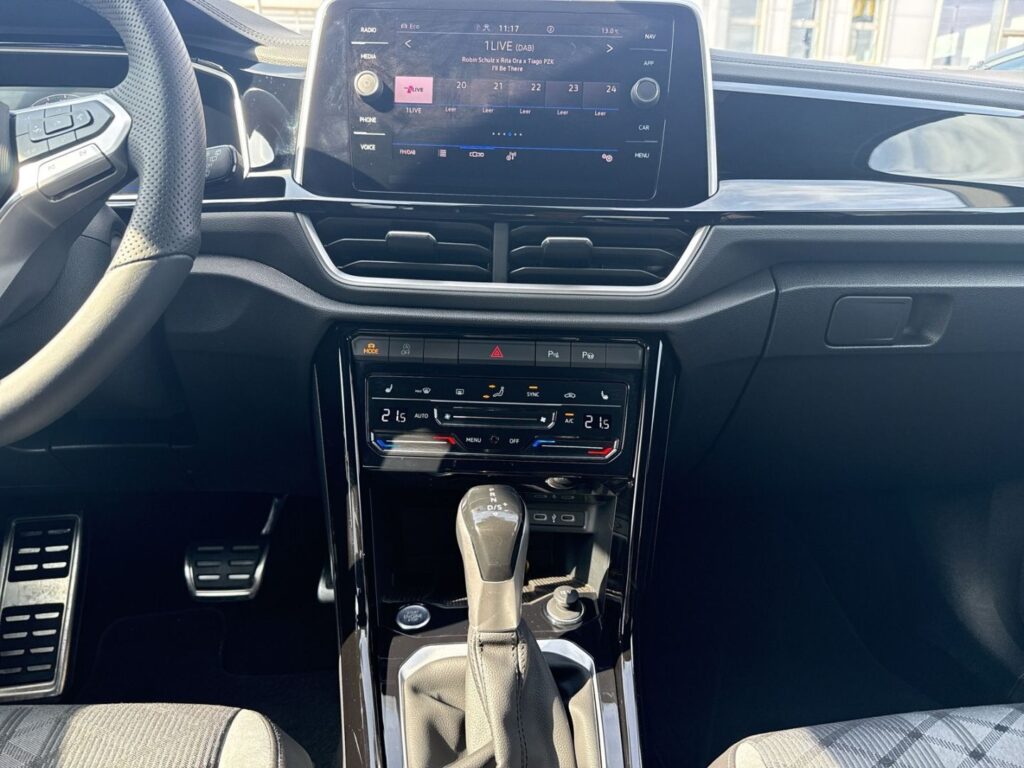 T-Roc R-Line 1.5 TSI DSG Led-Plus Ganzj.Reifen K