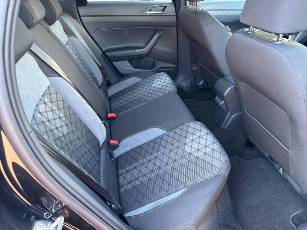 Taigo R-Line 1,0 TSI DSG Ganzj.Reifen IQ-Light K