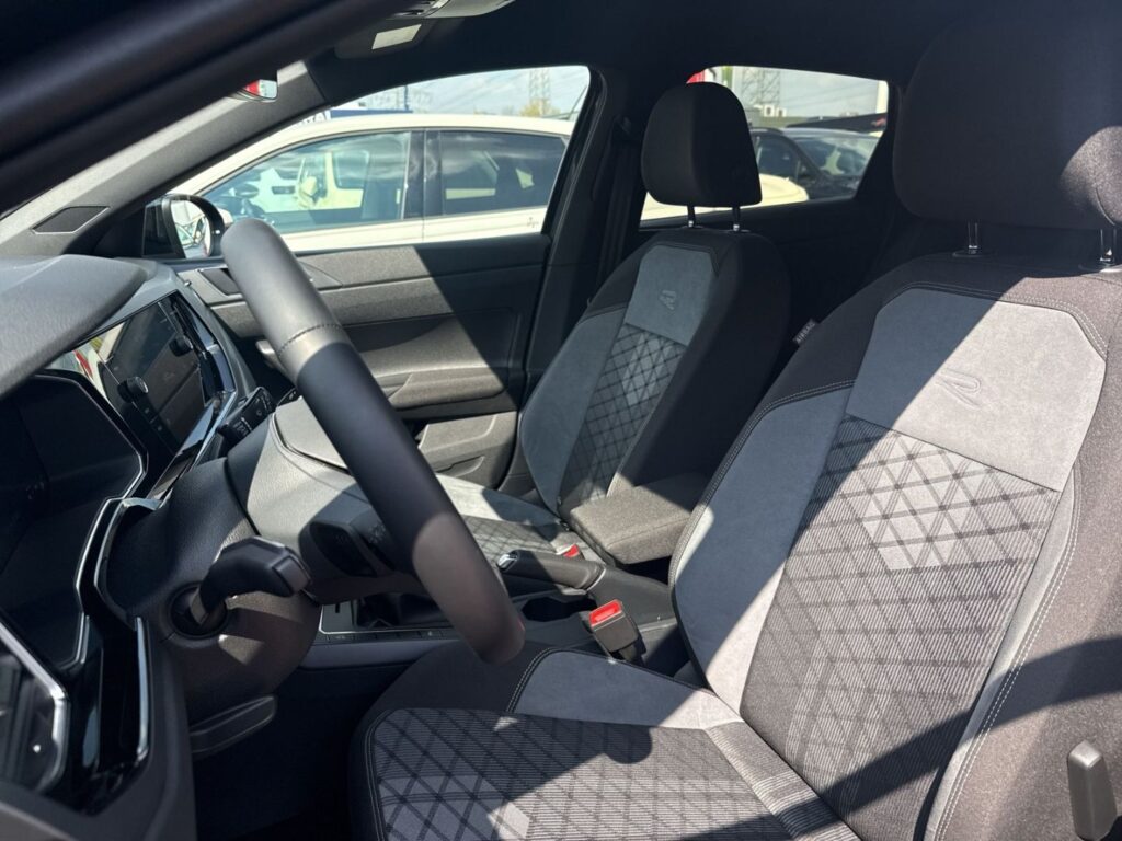 Taigo R-Line Black-Style 1,0 TSI DSG Anh.Kpl. IQ