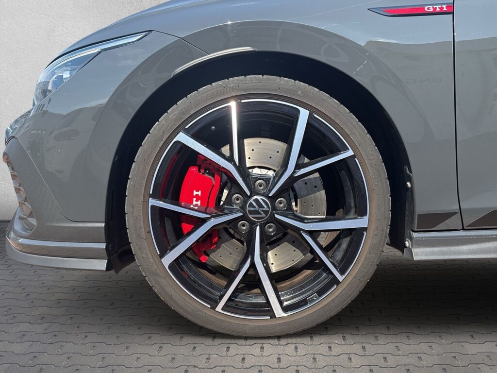 Golf GTI Clubsport Perfromance Akrapovic Estoril