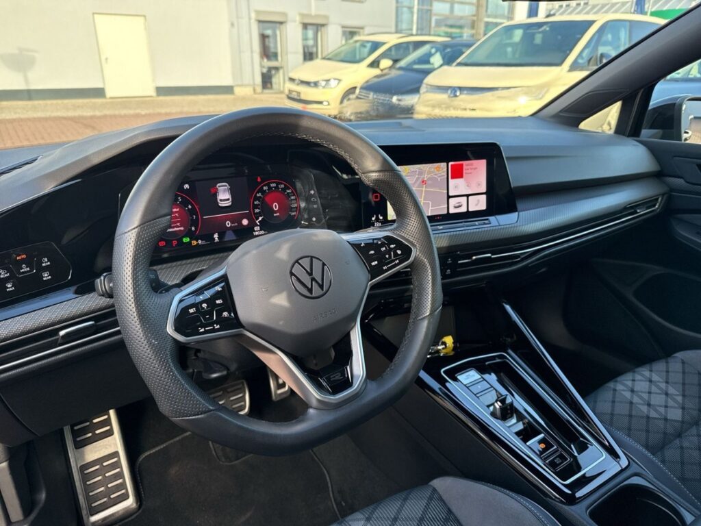 Golf R-Line -Line 2.0 TSI DSG Led-Plus Navi Abst