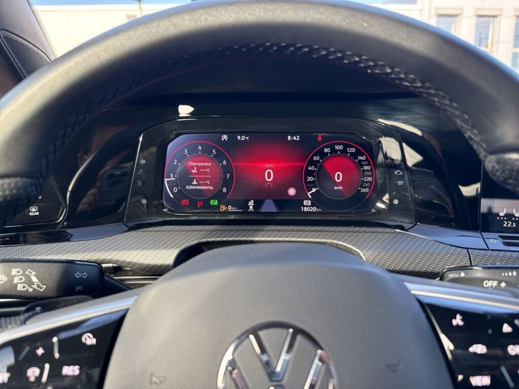 Golf R-Line -Line 2.0 TSI DSG Led-Plus Navi Abst