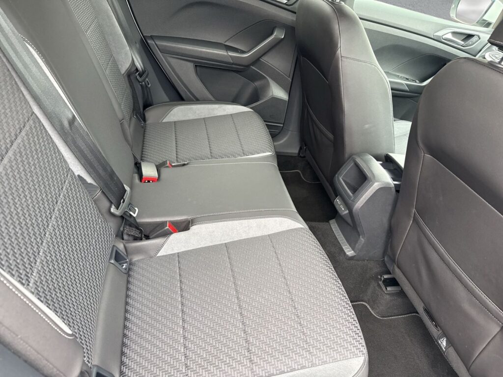 T-Cross R-Line 1.0 TSI DSG Led Navi Abstandstemp