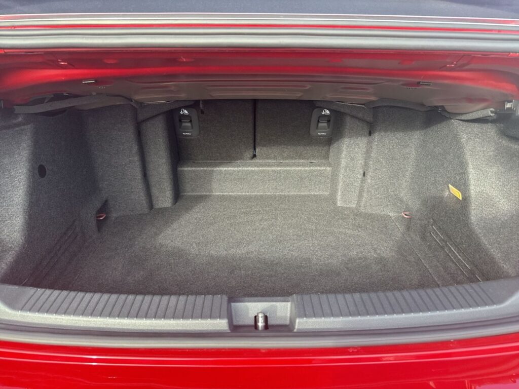 T-Roc Cabriolet R-Line 1.5 TSI DSG Standheizung