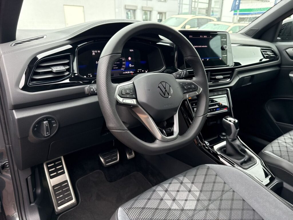 T-Roc R-Line 1.5 TSI DSG Anh.Kpl. IQ-Light Kamer