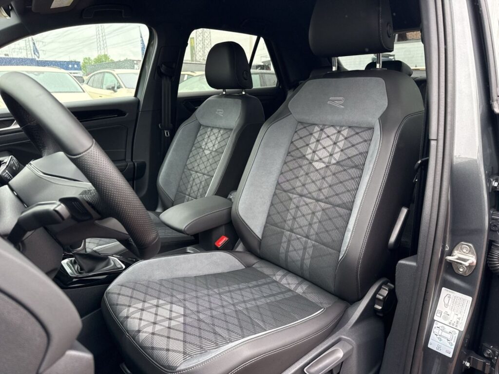T-Roc R-Line 1.5 TSI DSG Anh.Kpl. IQ-Light Kamer