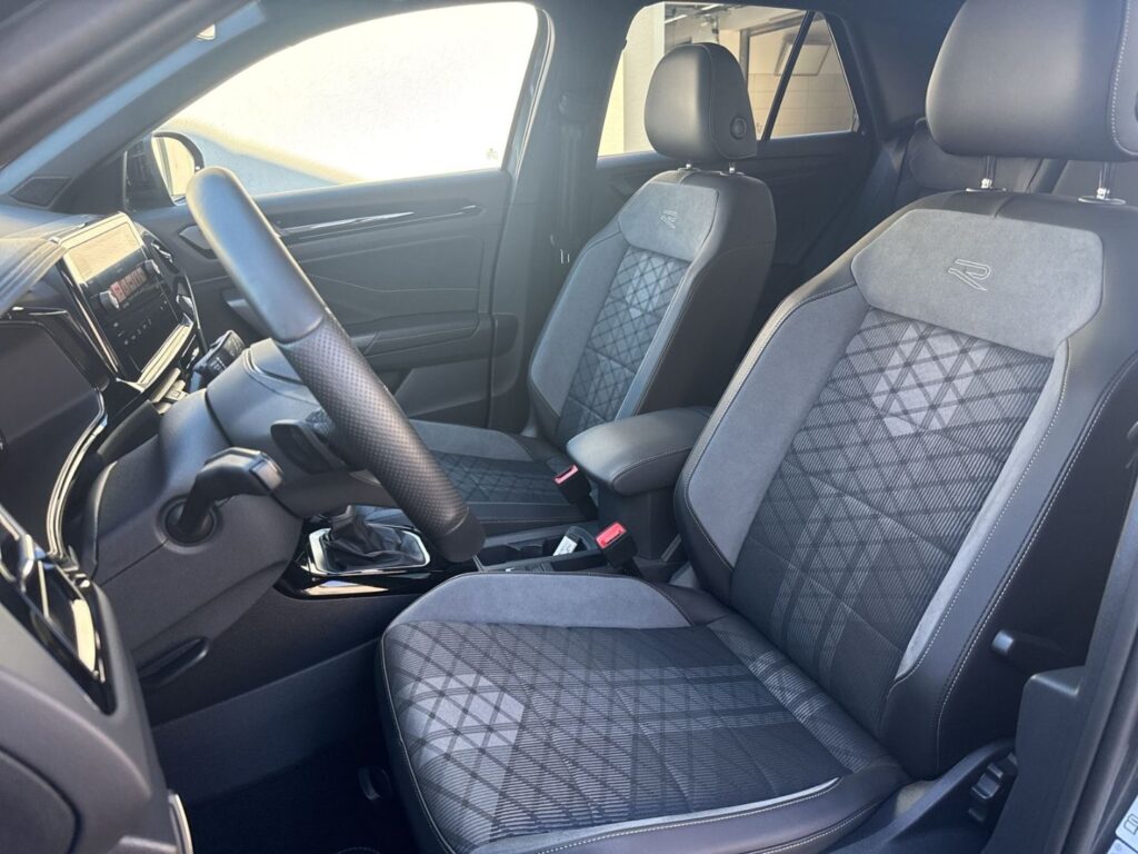 T-Roc R-Line 1.5 TSI DSG Black-Style Anh.Kpl. IQ