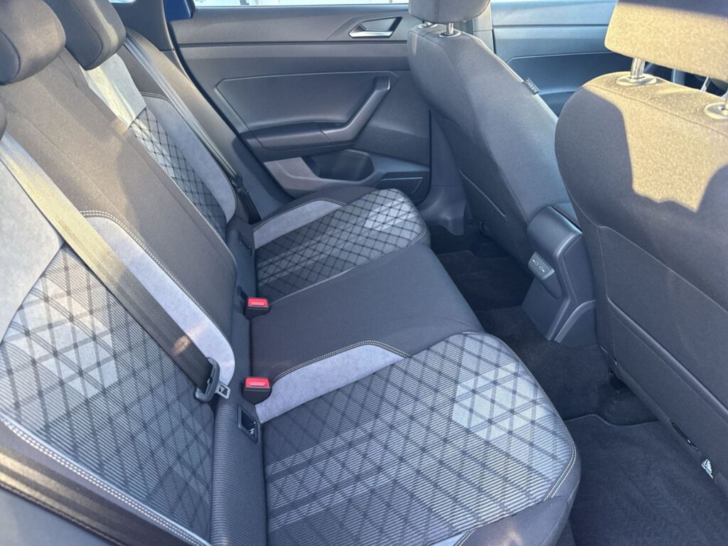 Taigo R-Line 1,0 TSI DSG IQ-Light Ganzj.Reifen K