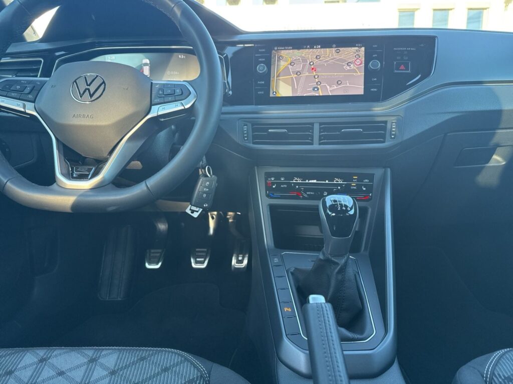 Taigo R-Line 1,0 TSI DSG IQ-Light Ganzj.Reifen K