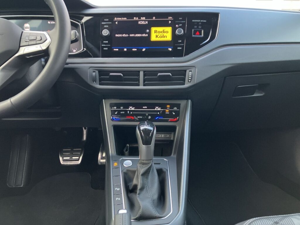 Taigo R-Line 1,0 TSI DSG Kamera IQ-Light-Matrix
