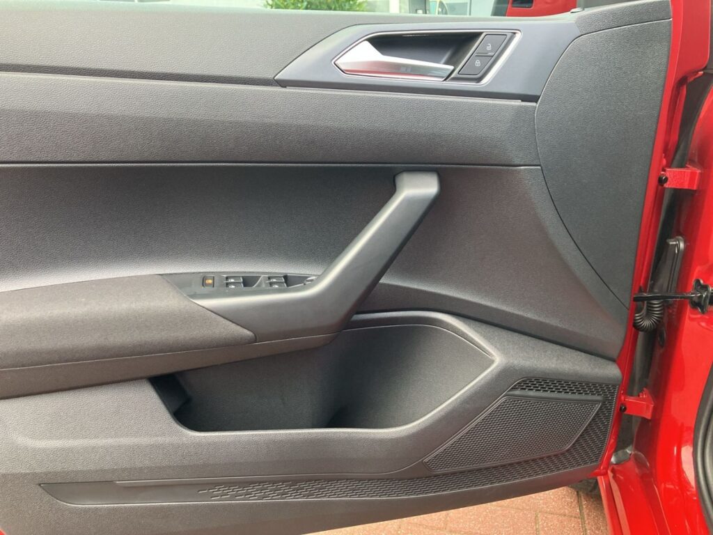 Taigo R-Line 1,0 TSI DSG Kamera IQ-Light-Matrix