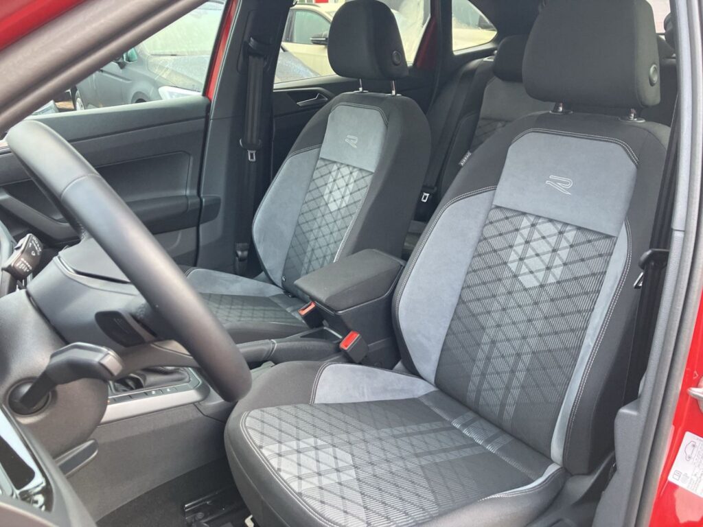Taigo R-Line 1,0 TSI DSG Kamera IQ-Light-Matrix
