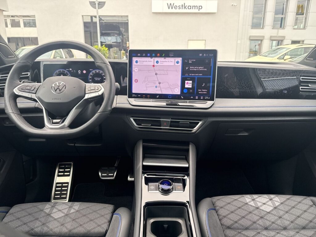 Tiguan R-Line 1,5 eTSI DSG Anh.Kpl Panodach Stan