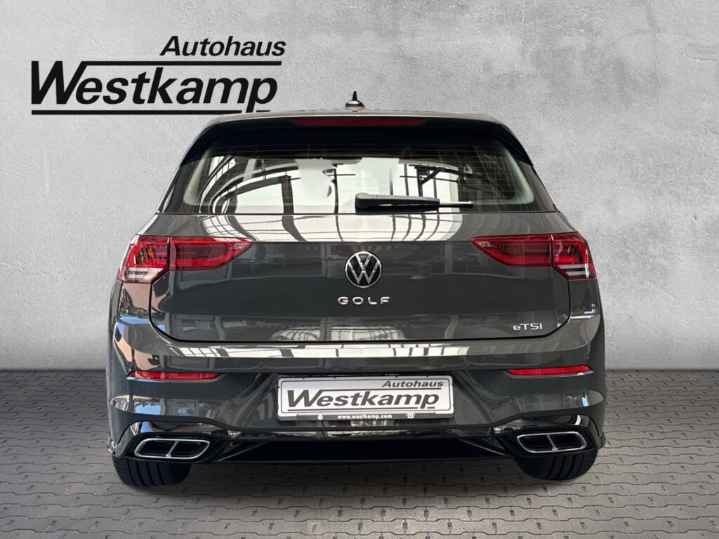 Golf R-Line 1,5 eTSI DSG Kamera Klimaaut.