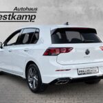 Golf VIII R-Line 1,5 eTSI DSG Kamera Navi