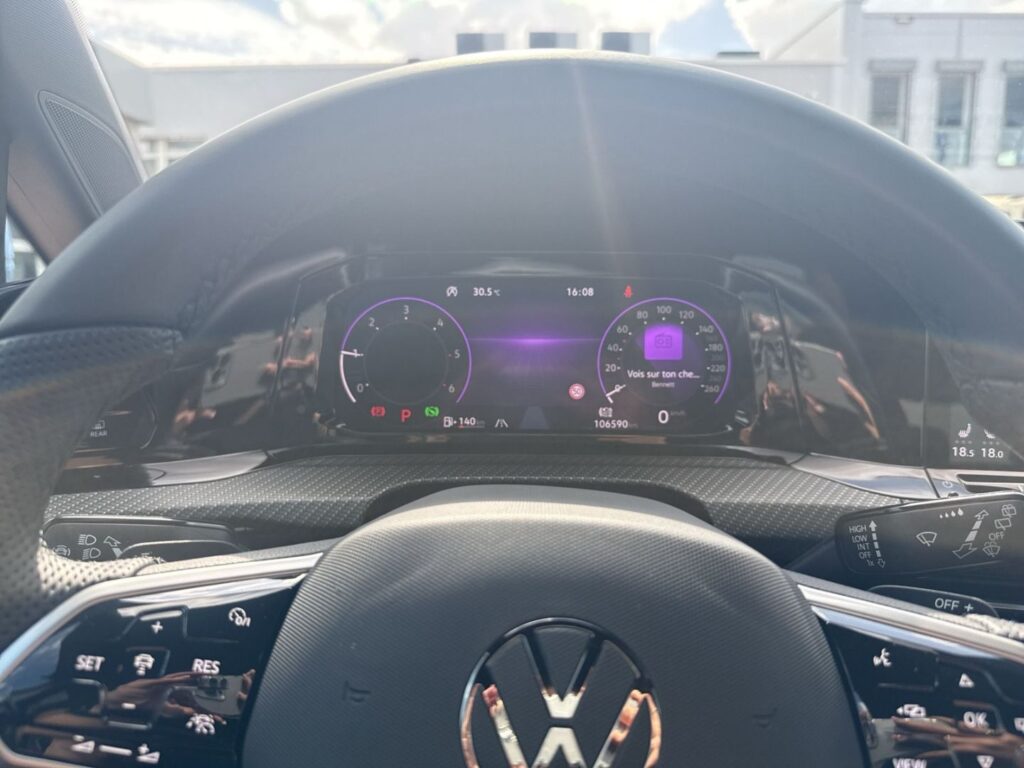 Golf VIII R-Line -Line 2,0 TDI DSG Led-Plus Kame