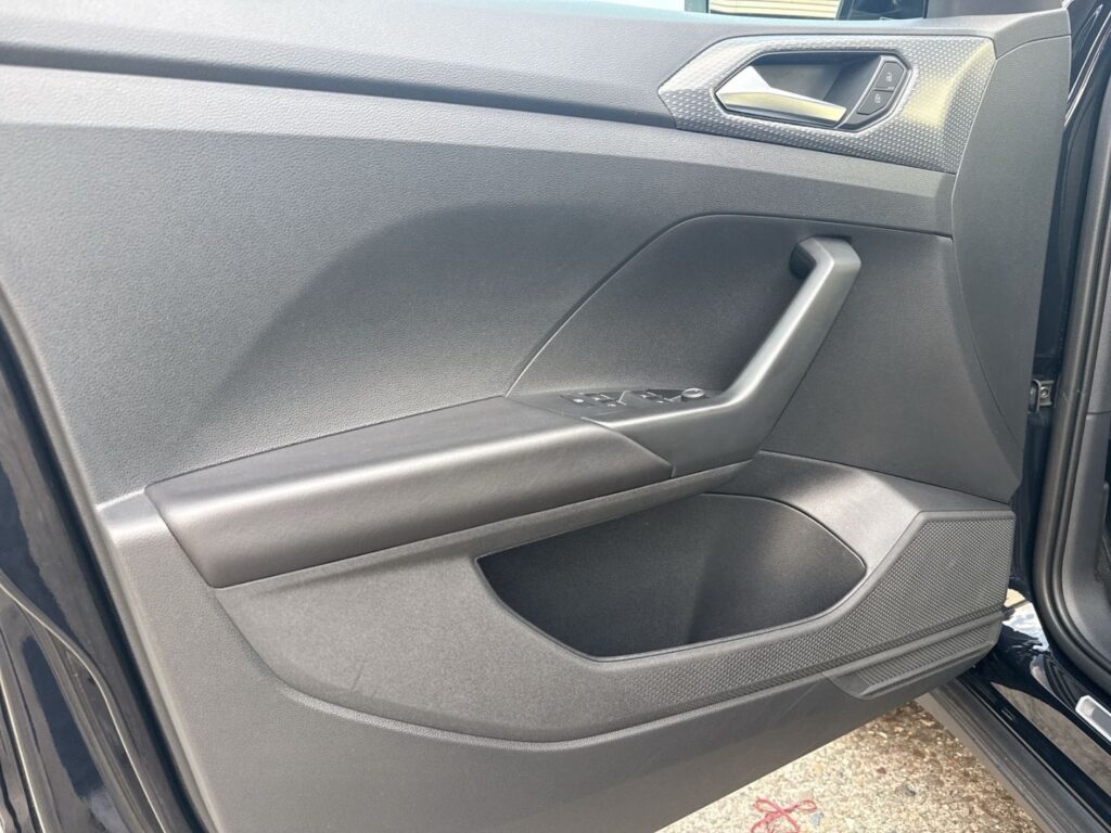 T-Cross R-Line 1.0 TSI DSG Led Navi 18''Alu