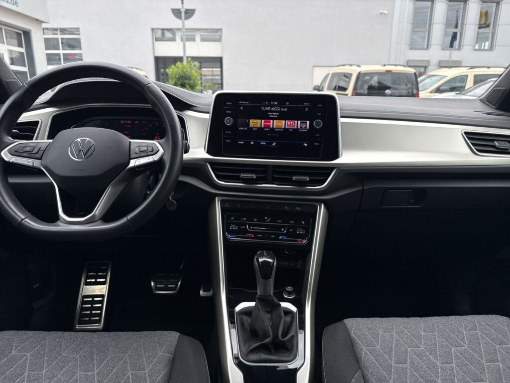 T-Roc Move 1.5 TSI DSG IQ-Light Kamera