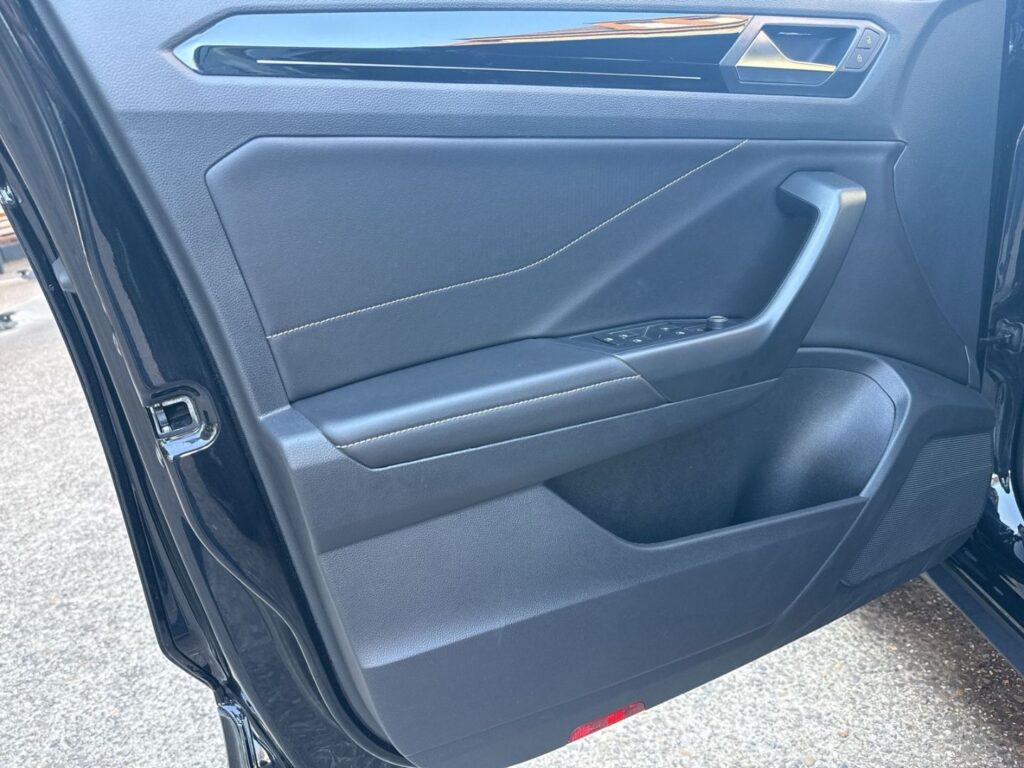 T-Roc R-Line 2.0 TDI DSG Black-Style Led-Plus Ap