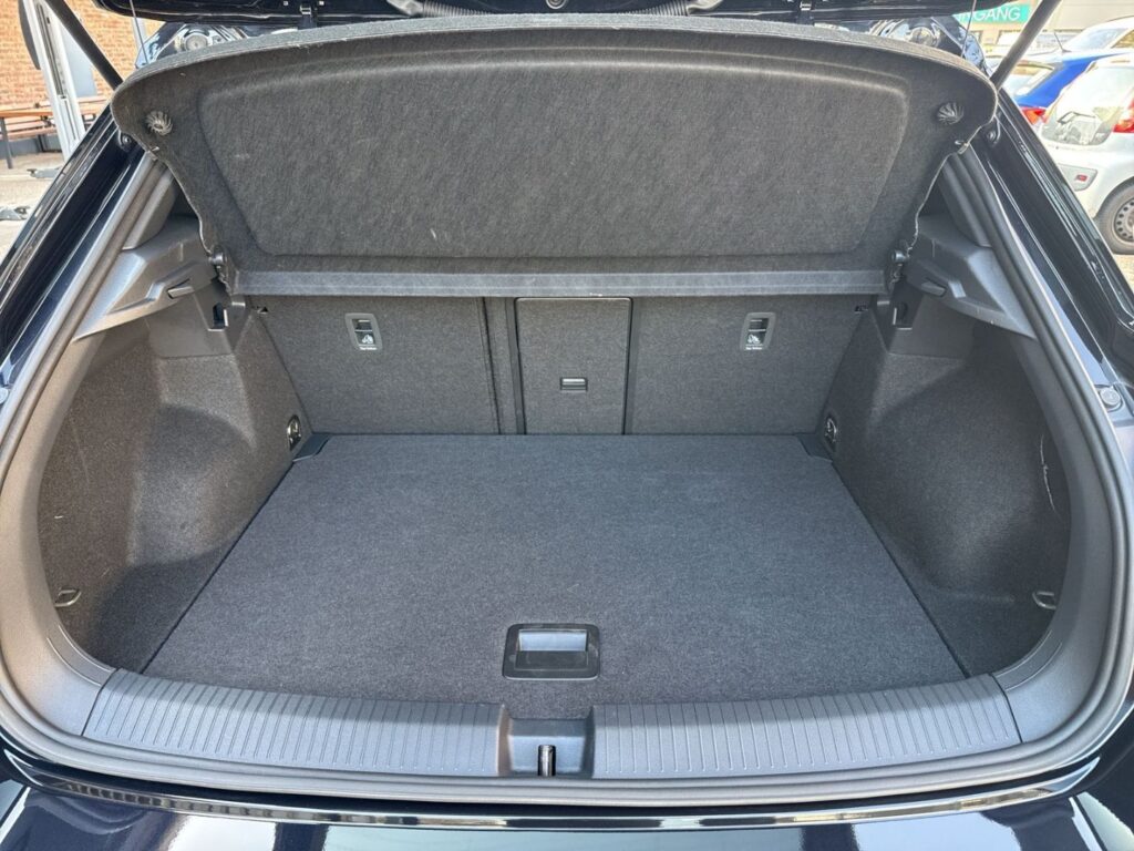 T-Roc R-Line 2.0 TDI DSG Black-Style Led-Plus Ap