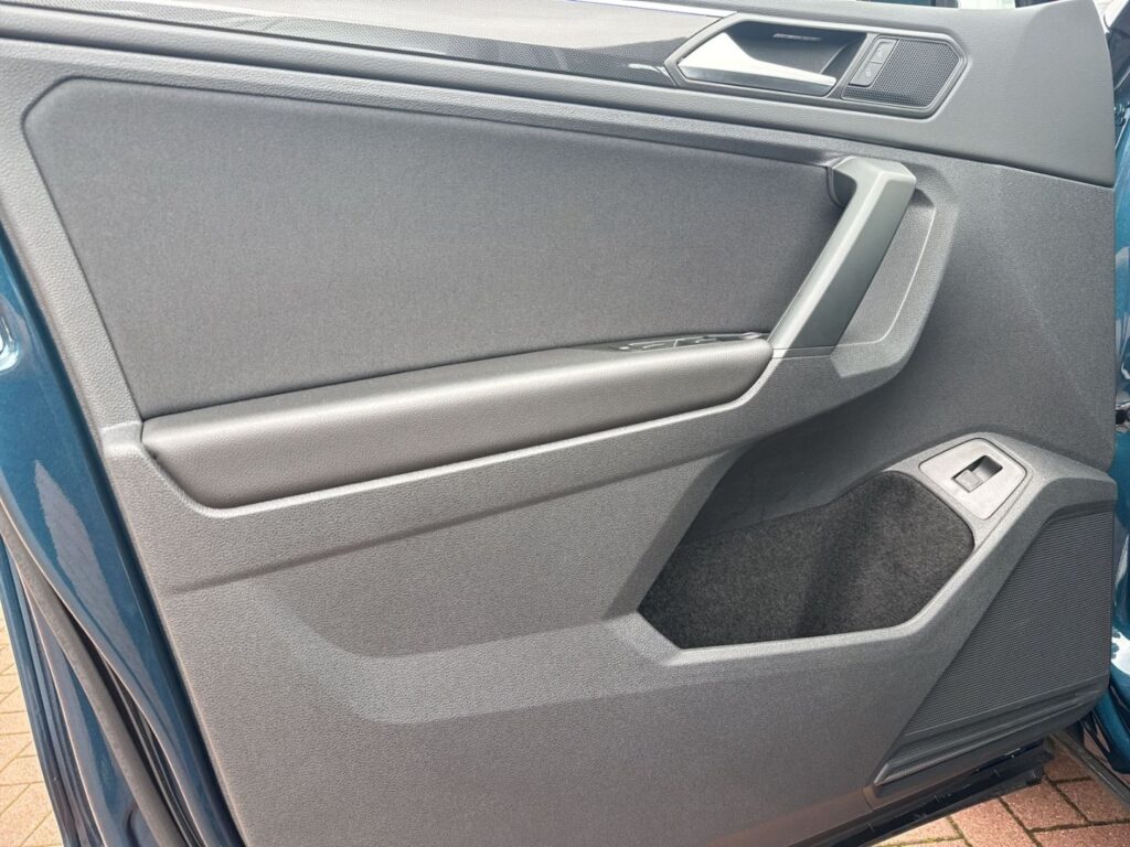 Tiguan Elegance 1,5 TSI DSG Matrix-Led Ganzj.Rei