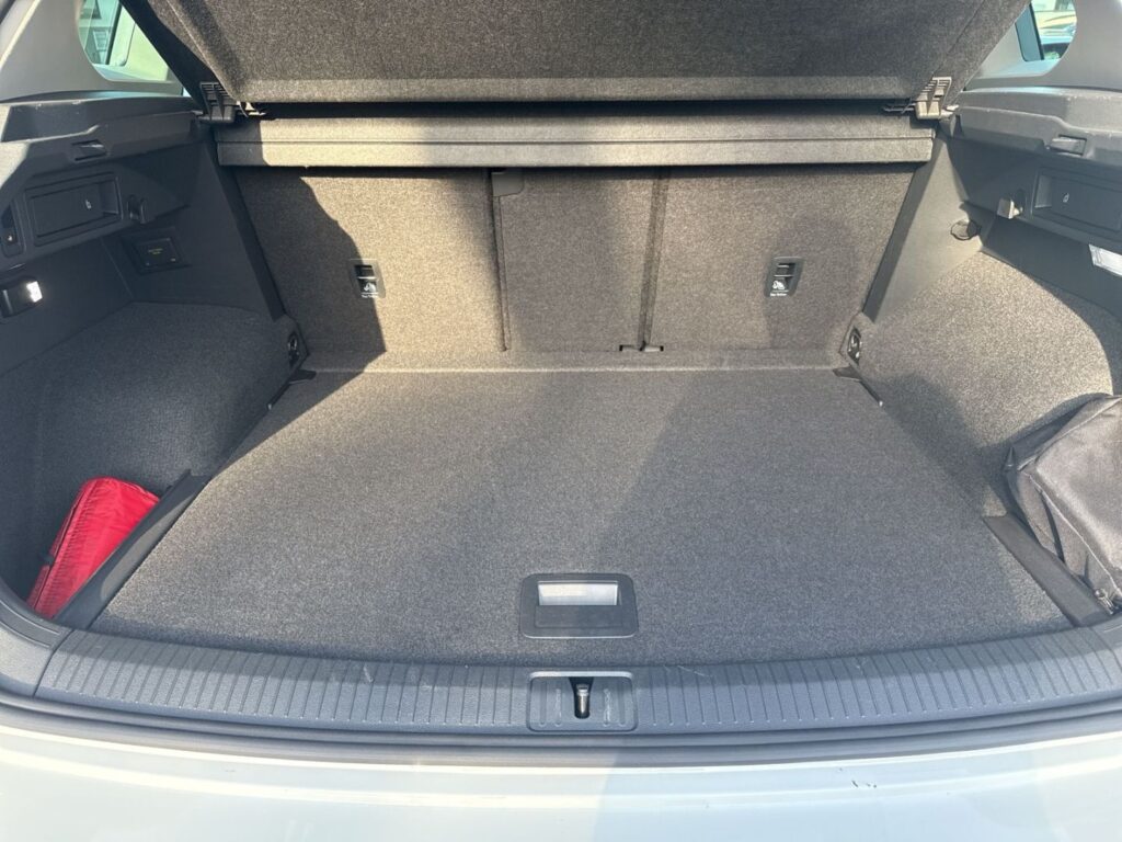 Tiguan Move 1,5 TSI DSG Anh.Kpl. Ganzj.Reifen Ka
