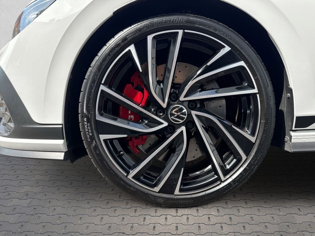 Golf Clubsport 2,0 TSI DSG Black-Style 19Alu Ade