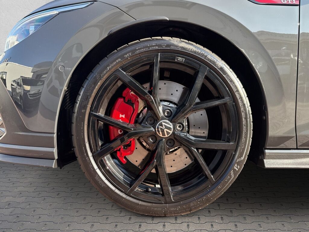 Golf GTI Clubsport 2,0 TSI DSG 19''Estoril Kamer