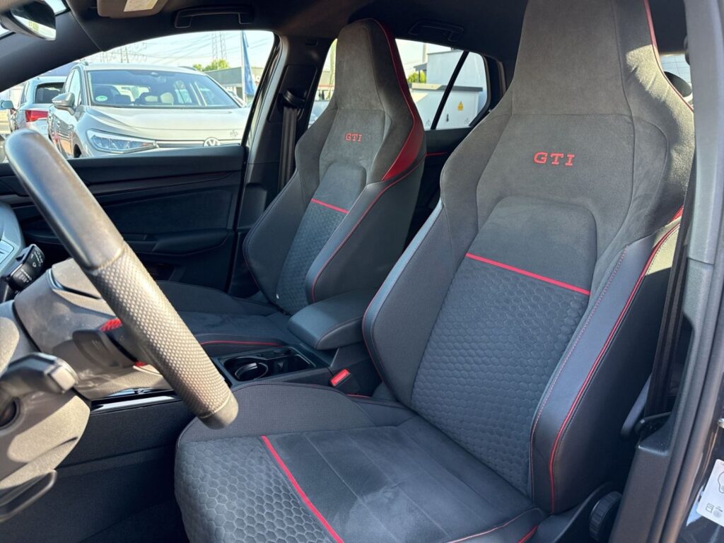 Golf GTI Clubsport 2,0 TSI DSG 19''Estoril Kamer