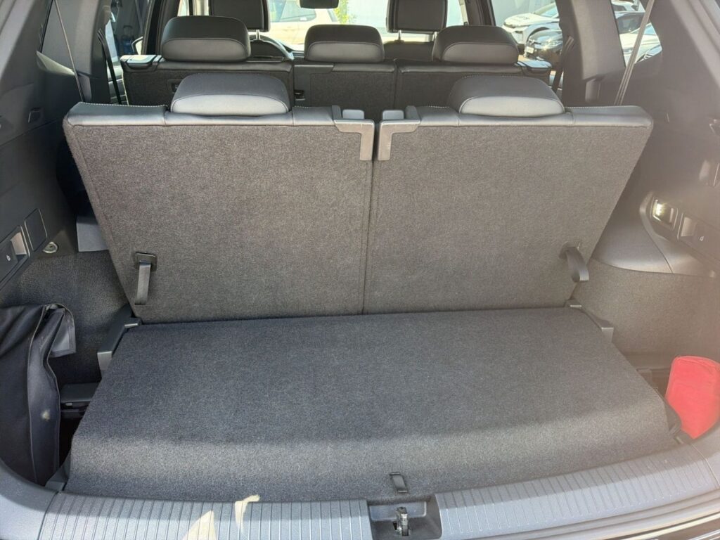Tiguan Allspace R-Line 2,0 TSI DSG 4Motion AHK 7