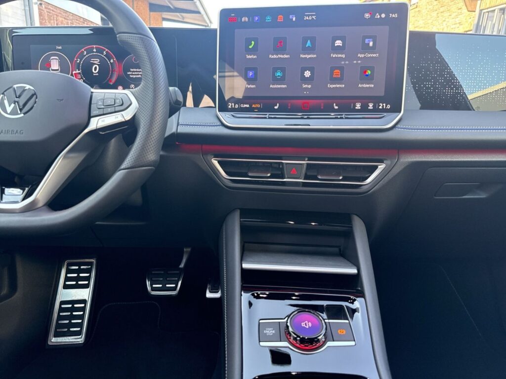 Tiguan R-Line Black-Style 1,5 eTSI DSG Led-Plus