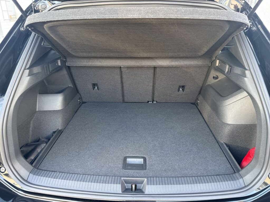 Tiguan R-Line Black-Style 1,5 eTSI DSG Led-Plus