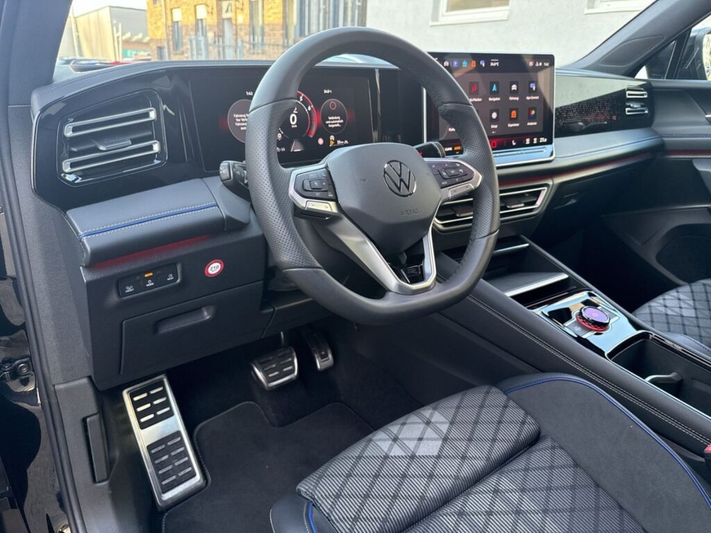Tiguan R-Line Black-Style 1,5 eTSI DSG Led-Plus