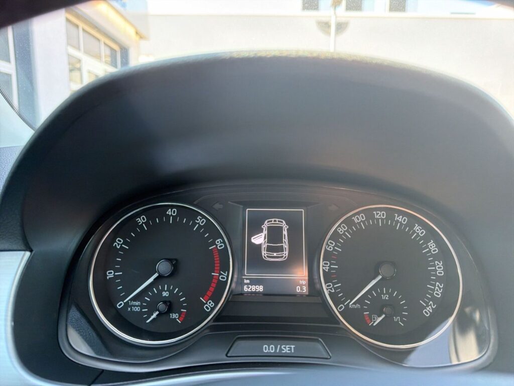 Fabia Combi 1.0 TSI Ambition Klimaaut. Tempomat